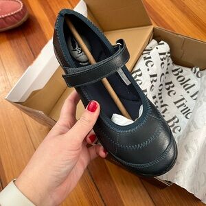 Girls navy Mary Jane shoe - brand new